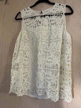Women's Cream Floral Crochet Lace sleeveless Top